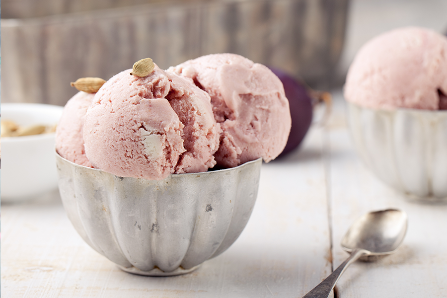 BEM-ESTAR DE VERÃO: RECEITA DE SORVETE FEITA DE IOGURTE NATURAL PARA REFRESCAR